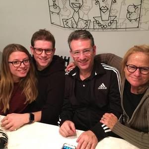 Meet your Posher, Kenneth